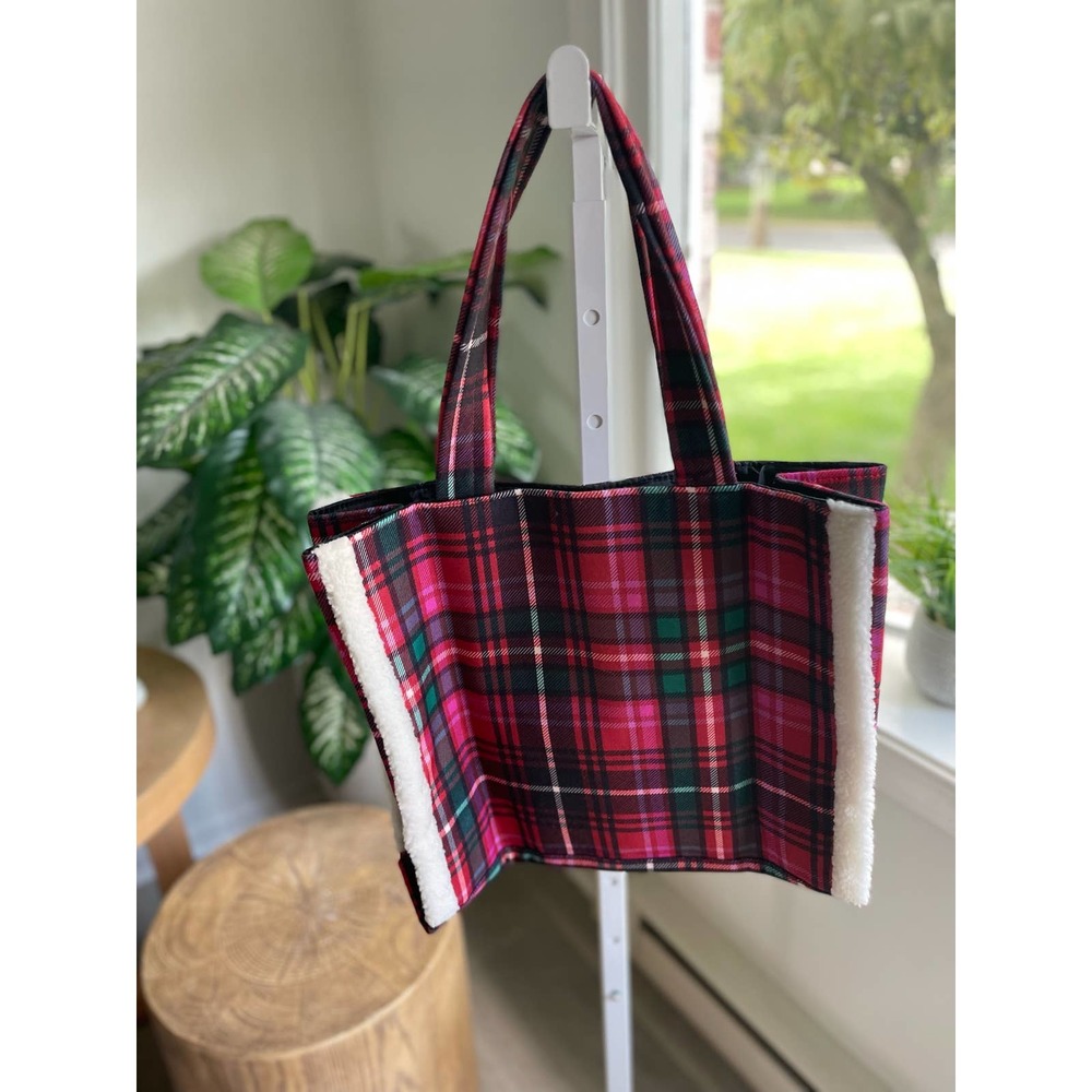 NWOT Victorias Secret Plaid Tote Bag Sherpa Trim - Picture 4 of 10